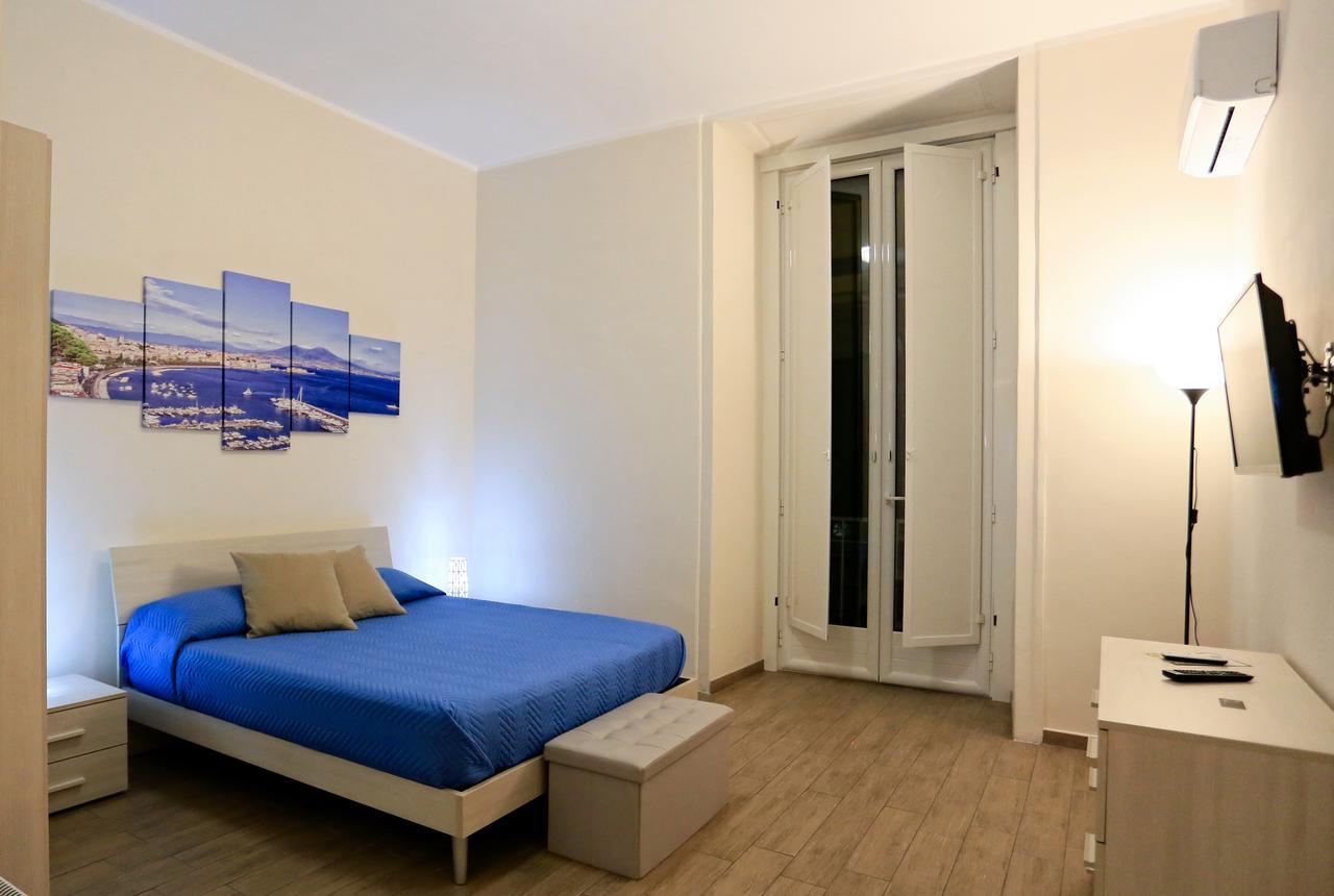 Apartcity Naples B&B Luaran gambar
