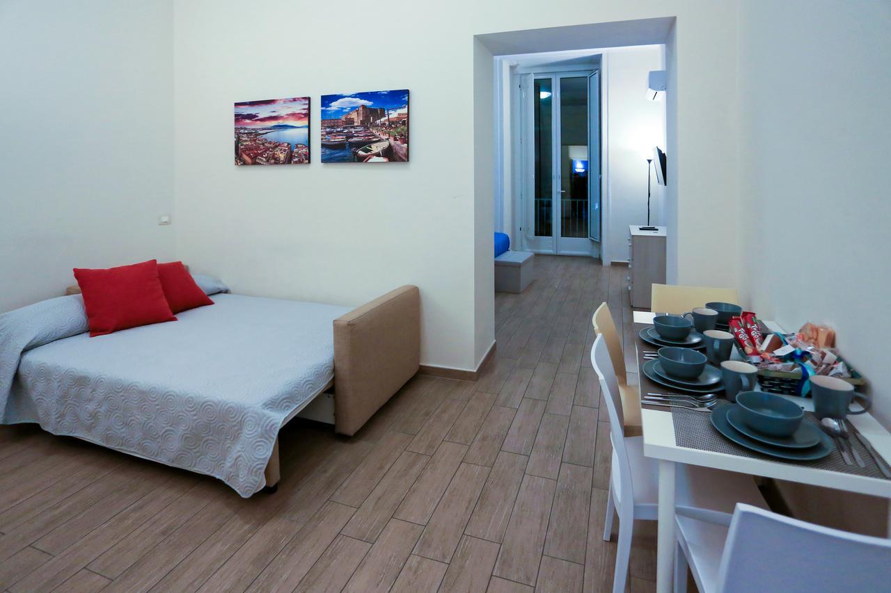 Apartcity Naples B&B Luaran gambar