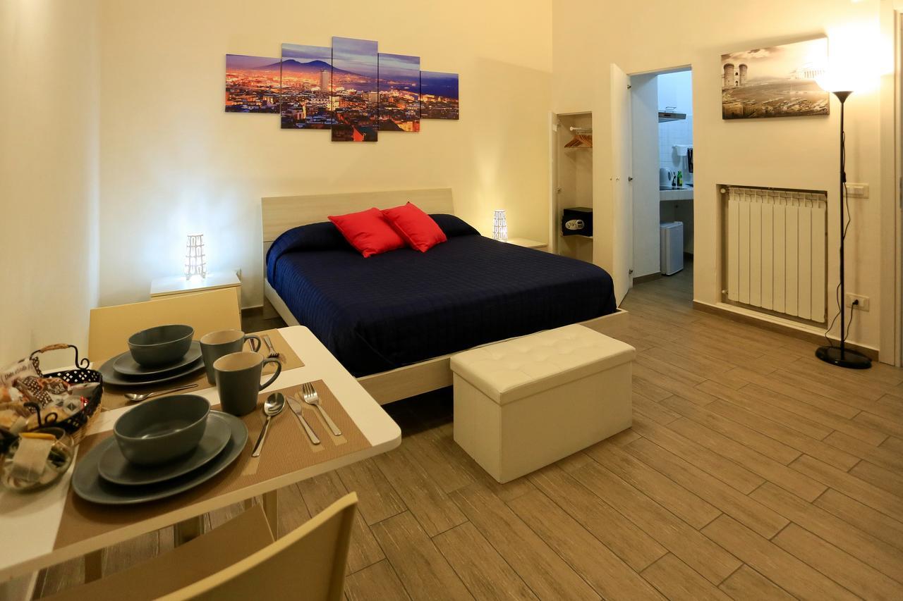 Apartcity Naples B&B Luaran gambar