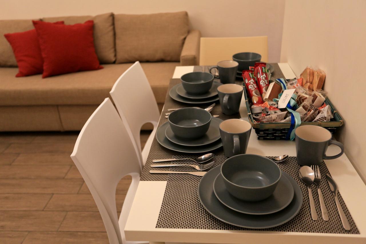 Apartcity Naples B&B Luaran gambar