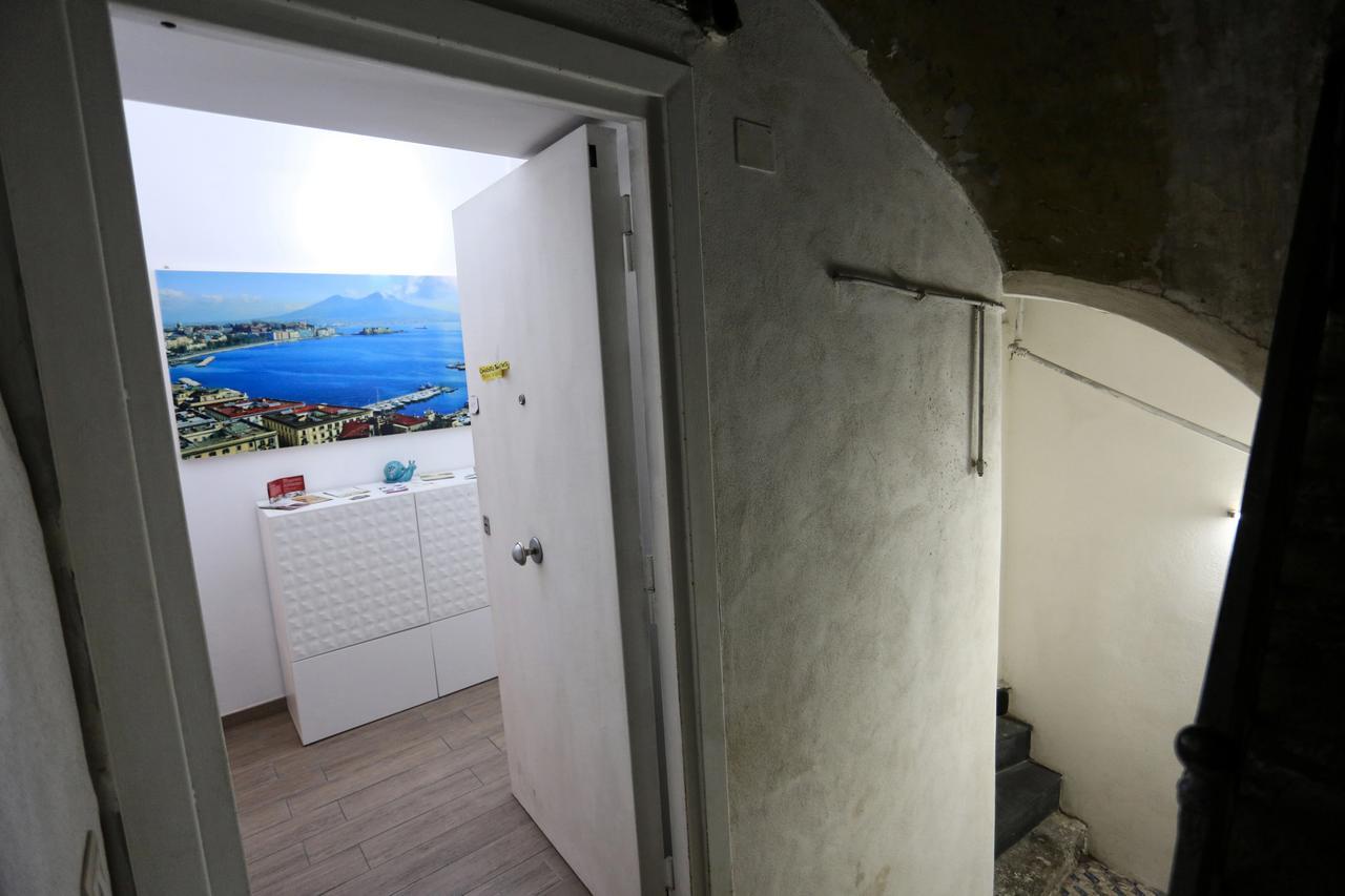 Apartcity Naples B&B Luaran gambar
